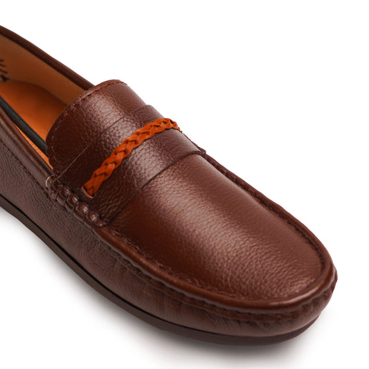 Classic Brown Leather Loafer with Braided Detailing
